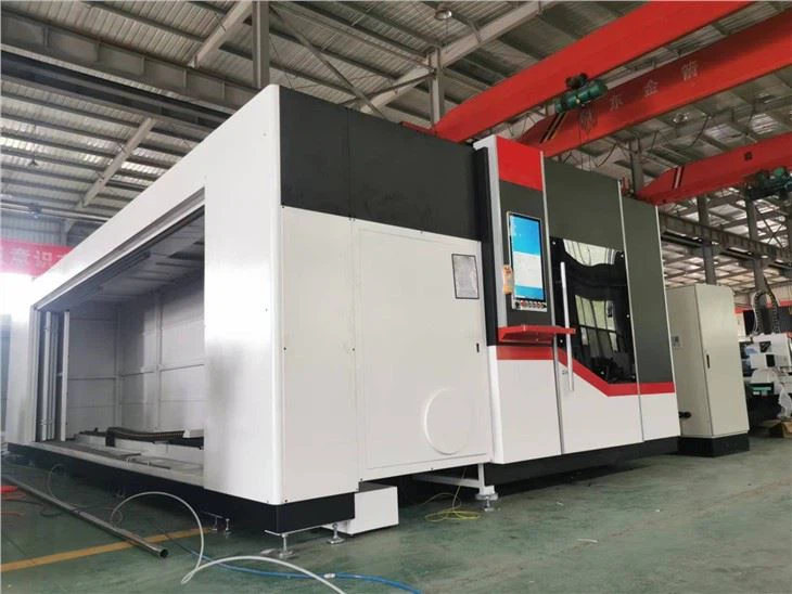 Full Protective 3x1.5m, 6m*220mm Metal Sheet And Tube Combined Fiber Laser Cutting Machine Full Protective 3x1.5m, 6m*220mm Metal Sheet And Tube Combined Fiber Laser Cutting Machine